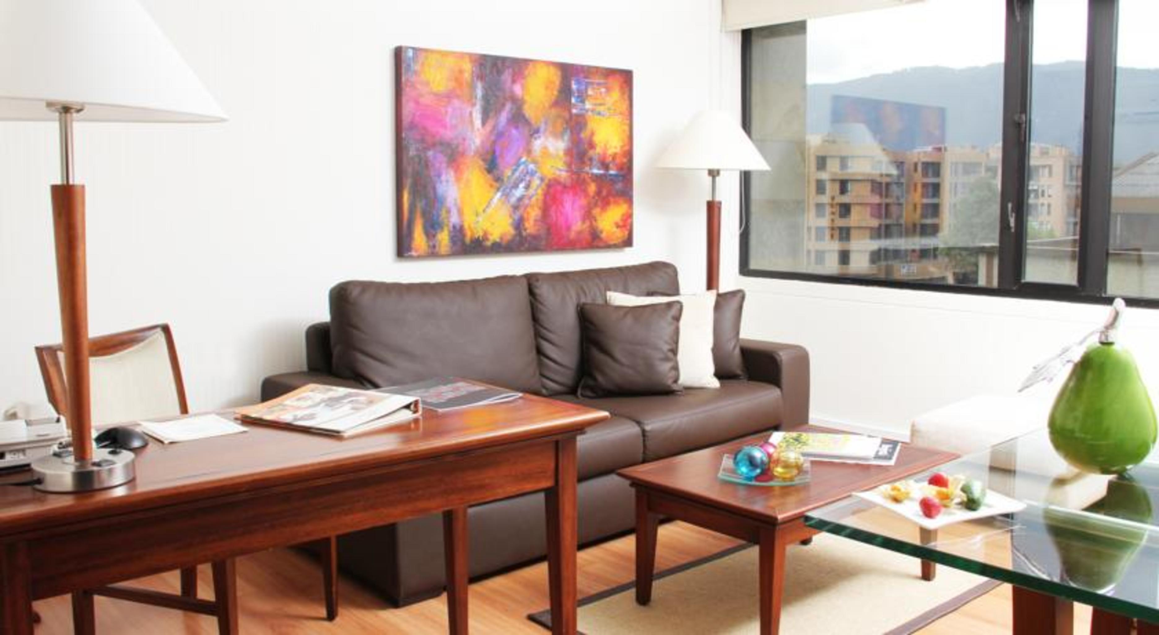 Bogota Plaza Hotel Eksteriør billede A living room