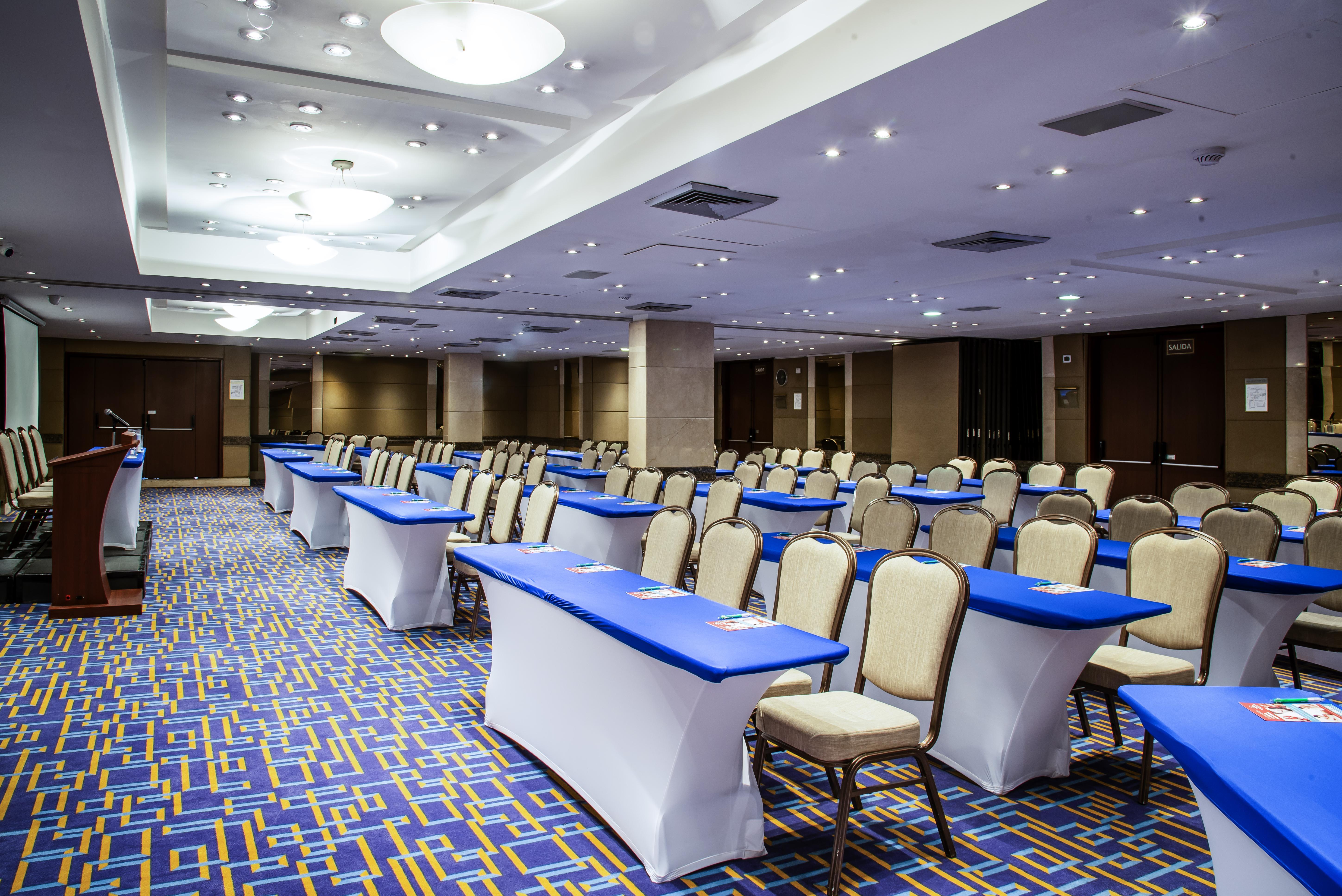 Bogota Plaza Hotel Eksteriør billede Meeting room