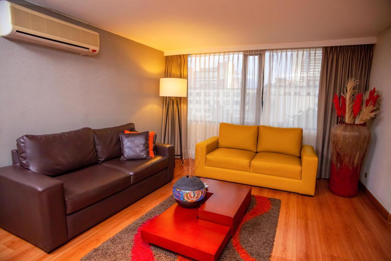 Bogota Plaza Hotel Eksteriør billede Living room
