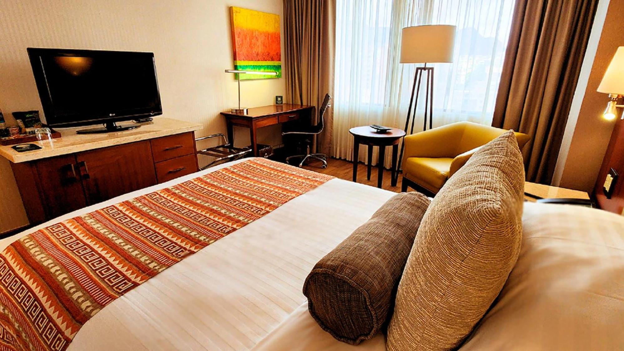Bogota Plaza Hotel Eksteriør billede A room at the hotel